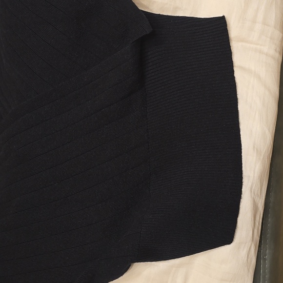 COZY CO. Black wrap sweater. Viscose 55% Poliester 30% Nylon 15% - Picture 6 of 14